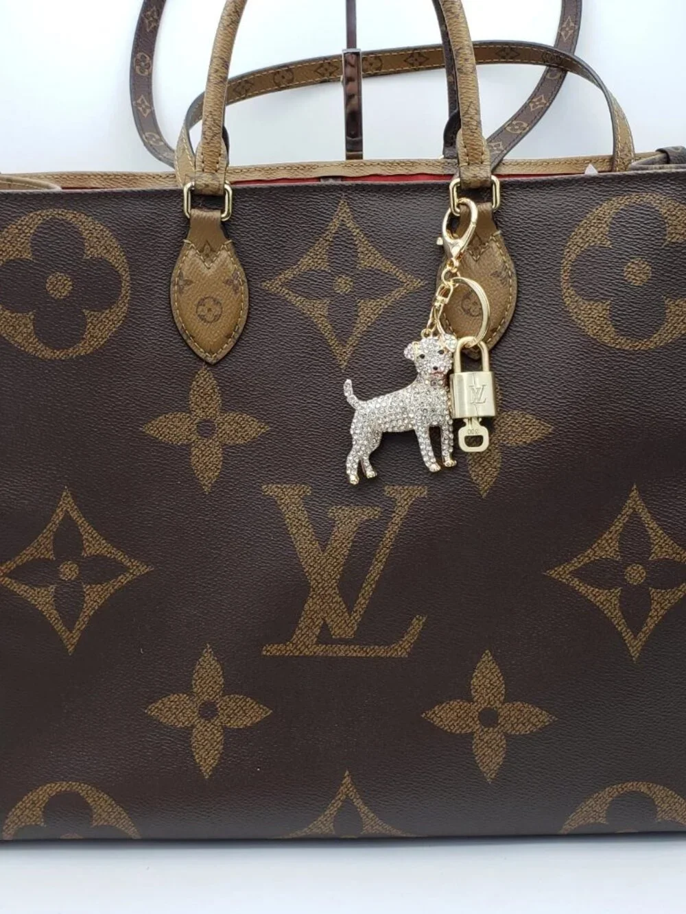 Authentic LV Gold Padlock 🔒Unbranded Dog Keychain Charm for Louis Vuitton Bags - Picture 10 of 10